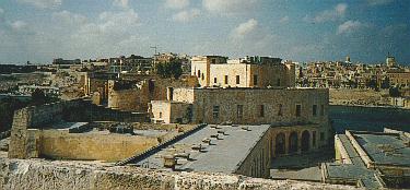 BILD 7: Blick von St. Angelo auf Valetta
